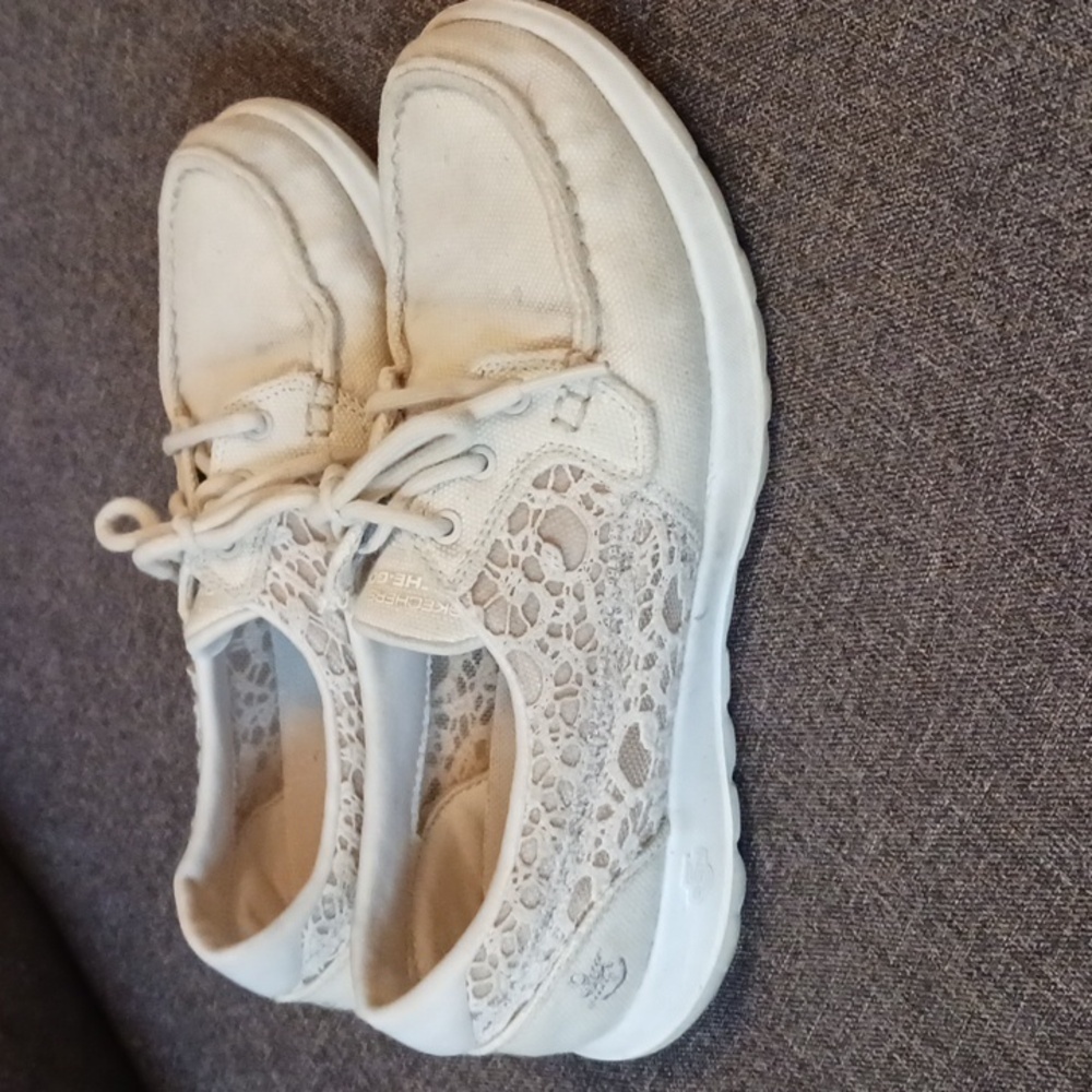 Skechers On The Go Max sneaker shoe loafer size 7 color beige tan